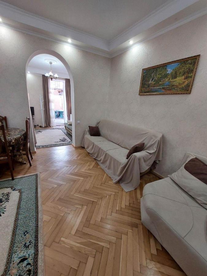 Hotel Mari Tbilisi Exteriör bild