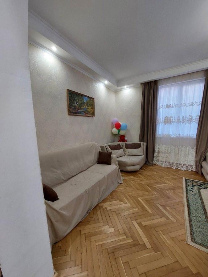 Hotel Mari Tbilisi Exteriör bild