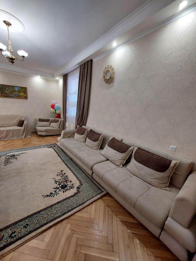 Hotel Mari Tbilisi Exteriör bild